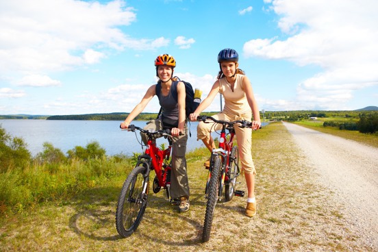 Discover the beautiful Eifel by bike with the whole family on your family holiday in Germany