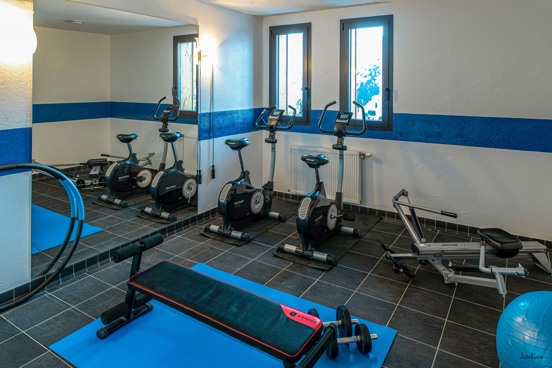 Beweeg in de fitnessruimte