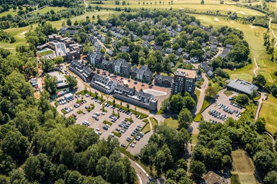 Luchtfoto van Dormio Resort Maastricht