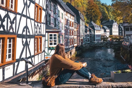 Take a stroll through idyllic Eifel town Monschau during your autumn holiday