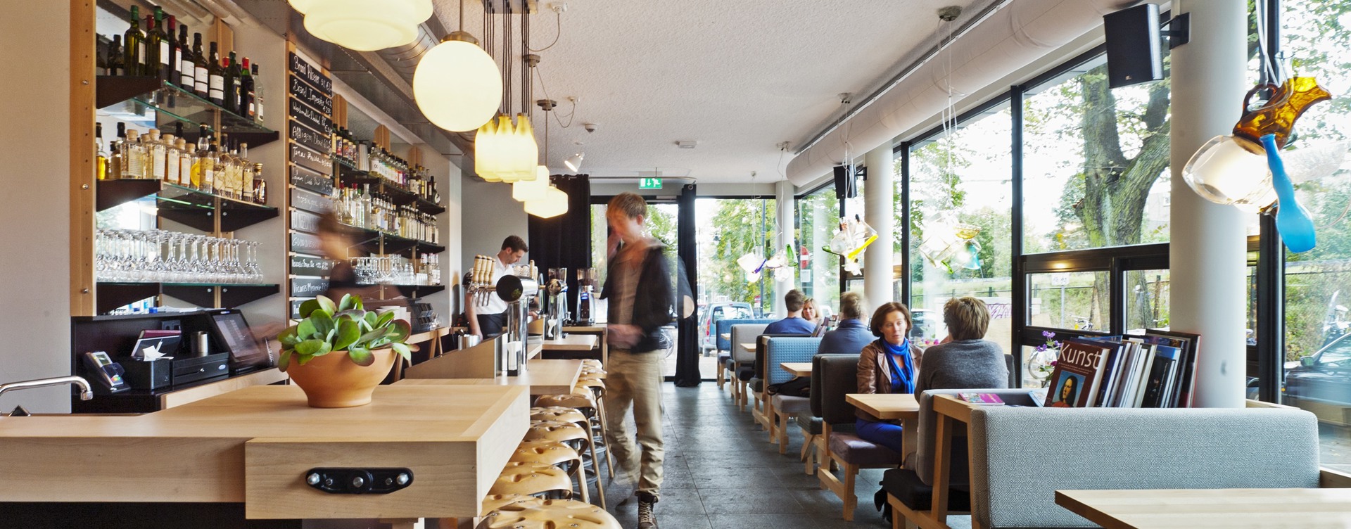 Café Caspar:
the modern lounge where Arnhem meets