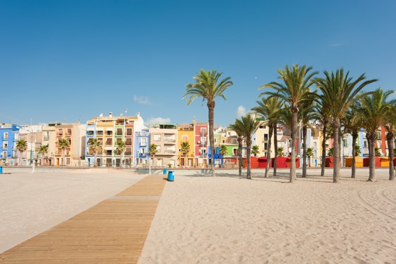 Explore the beautiful surroundings during your stay on the Costa Blanca