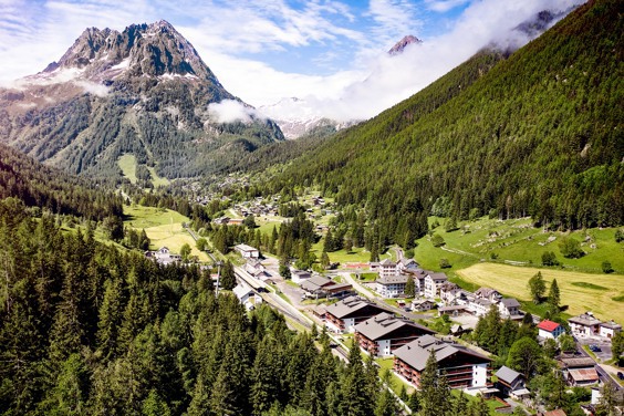 Active holiday in the French Alps