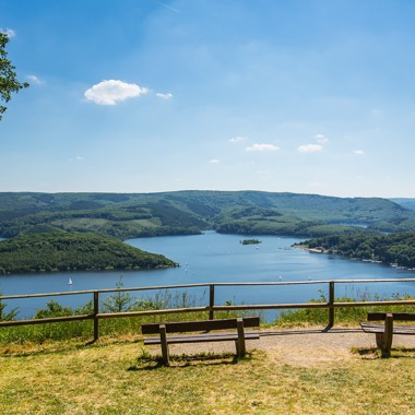 Natuurrijke omgeving met schitterende meren in Duitsland