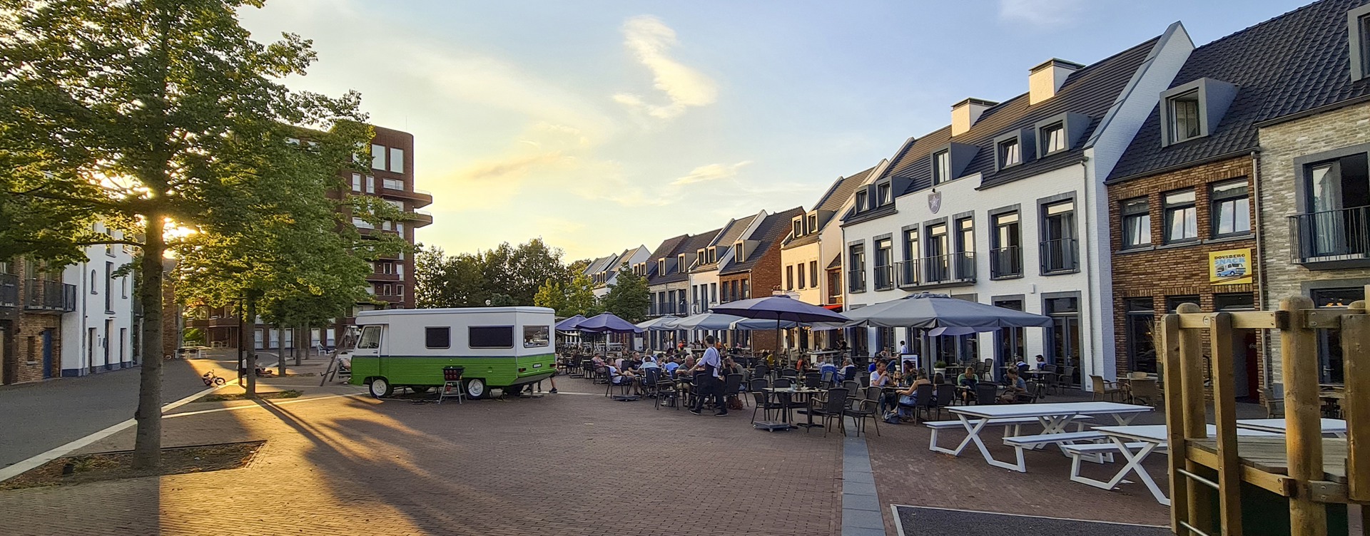 Disfruta de una cómoda estancia
junto a la bulliciosa plaza Wilhelmus de Maastricht