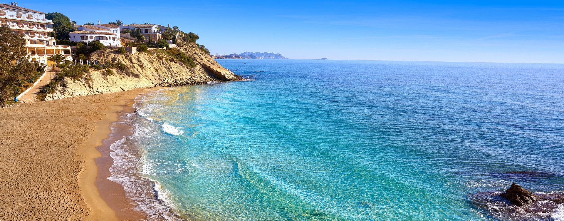 ¡Descubre el maravilloso entorno costero español
de Dormio Resort Costa Blanca!