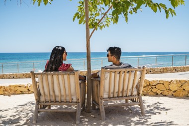 Dormio_Resort_Costa_Blanca_Beach_Terrace_Couple_017.jpg