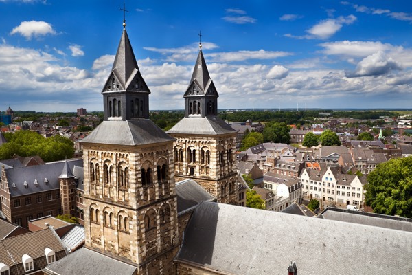 Explore the surroundings of Maastricht