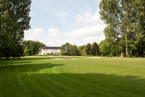 Play golf on one of the most beautiful golf courses in the vicinity