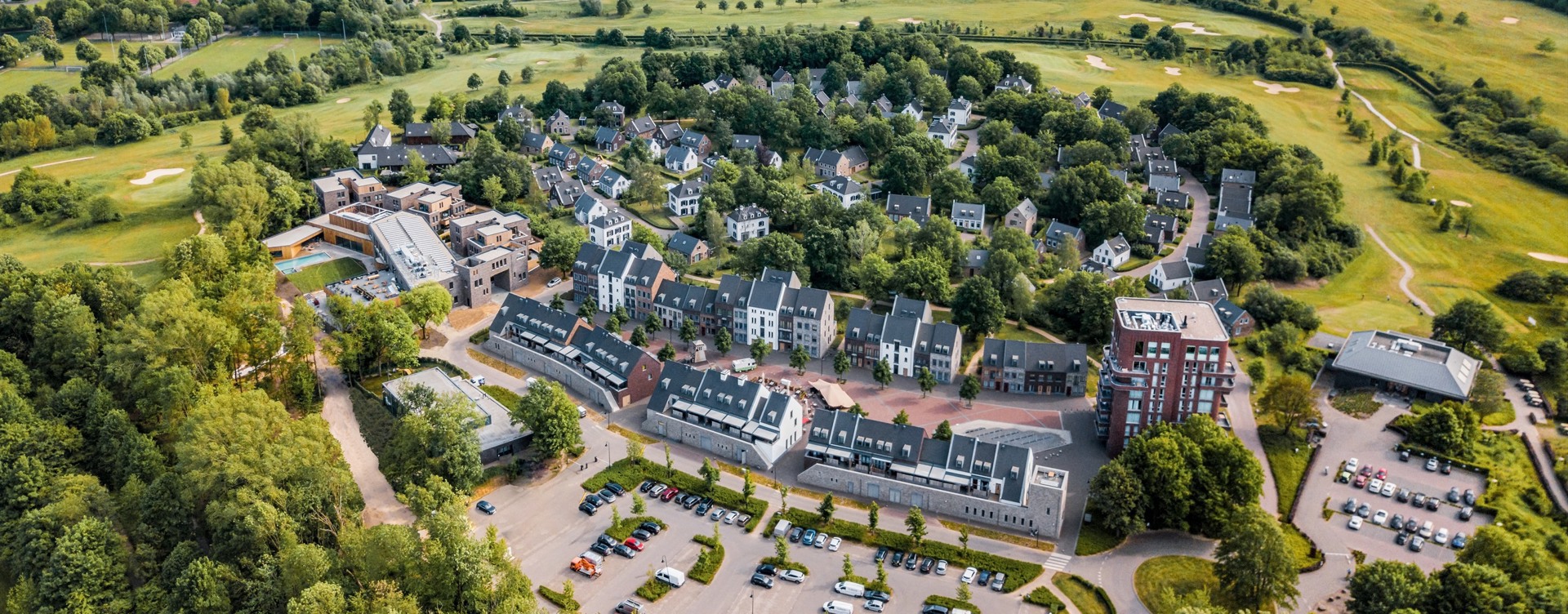 Geniet van hoogwaardige faciliteiten
op een luxe resort in Maastricht