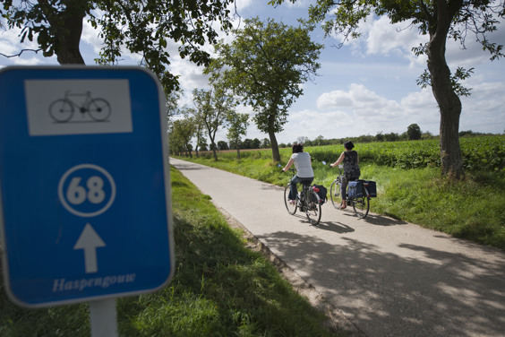 Ontdek de prachtige omgeving van Maastricht op de fiets tijdens je vakantie in juli
