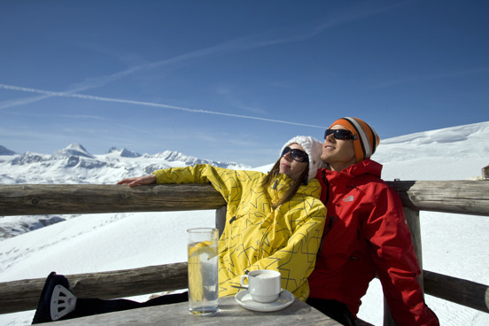 Lente skiën op de schitterende skigebieden in de Franse Alpen