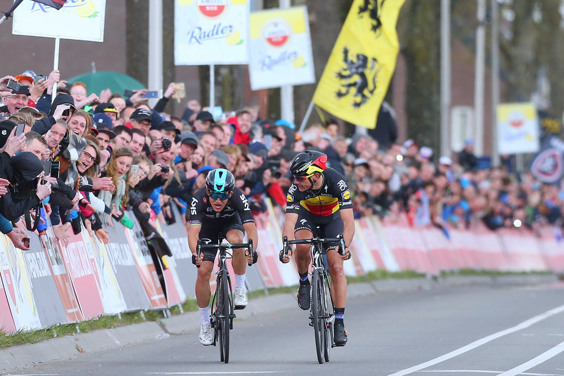 Saturday: popular Amstel Gold Race Sportive for cycling tourists