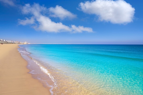 Enjoy a beach holiday on the Costa Blanca