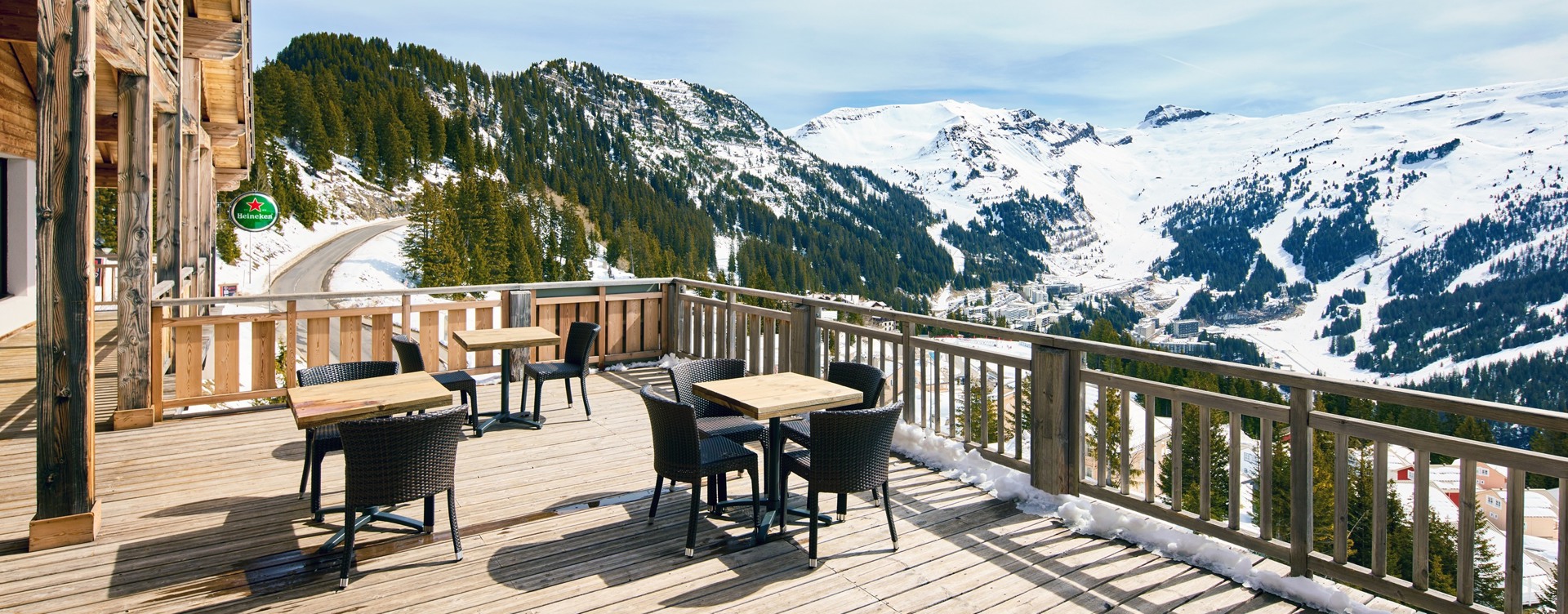 Kulinarische Genüsse mit Panoramablick
über die französischen Alpen