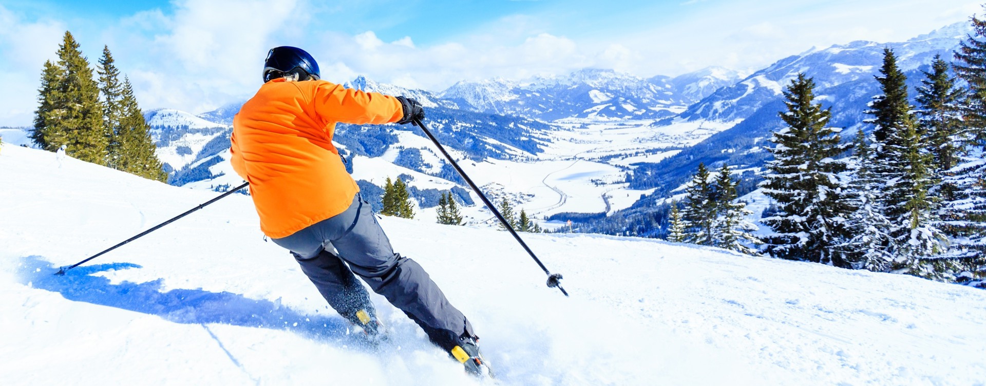 Domaine skiable avec des possibilités de ski hors-piste
et un domaine skiable adapté aux enfants