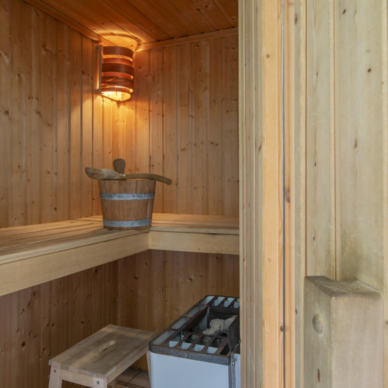 Freistehender Ferienbungalow mit privater Sauna im Summio Zeeland Village