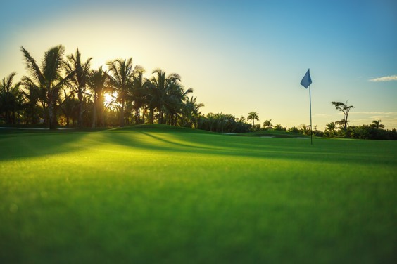 Play golf on the most beautiful golf courses on the Costa Blanca
