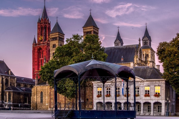 Ontdek de prachtige omgeving van Maastricht tijdens je verblijf in april